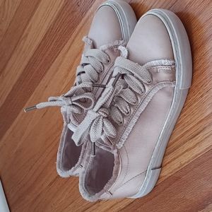Guess sneakers